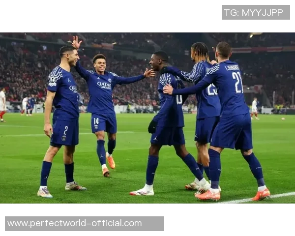 欧联杯精彩对决那不勒斯小胜巴黎圣日耳曼引爆全场热情