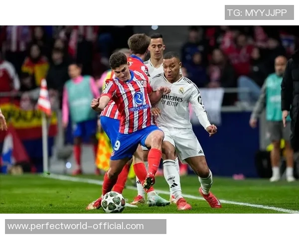 欧联杯激战那不勒斯6-2马竞点球大战引发全场狂欢与转会传闻