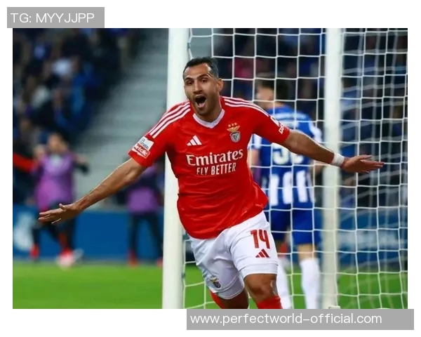 中超激战切尔西与本菲卡握手言和精彩瞬间引发全场热烈反响